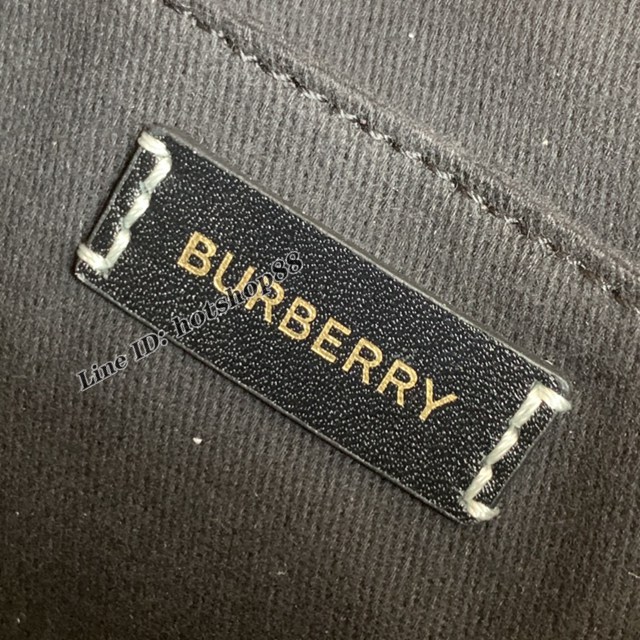 Burberry專櫃新款經典格紋帆布斜挎包 巴寶莉男女通用款肩背包 yxb1334